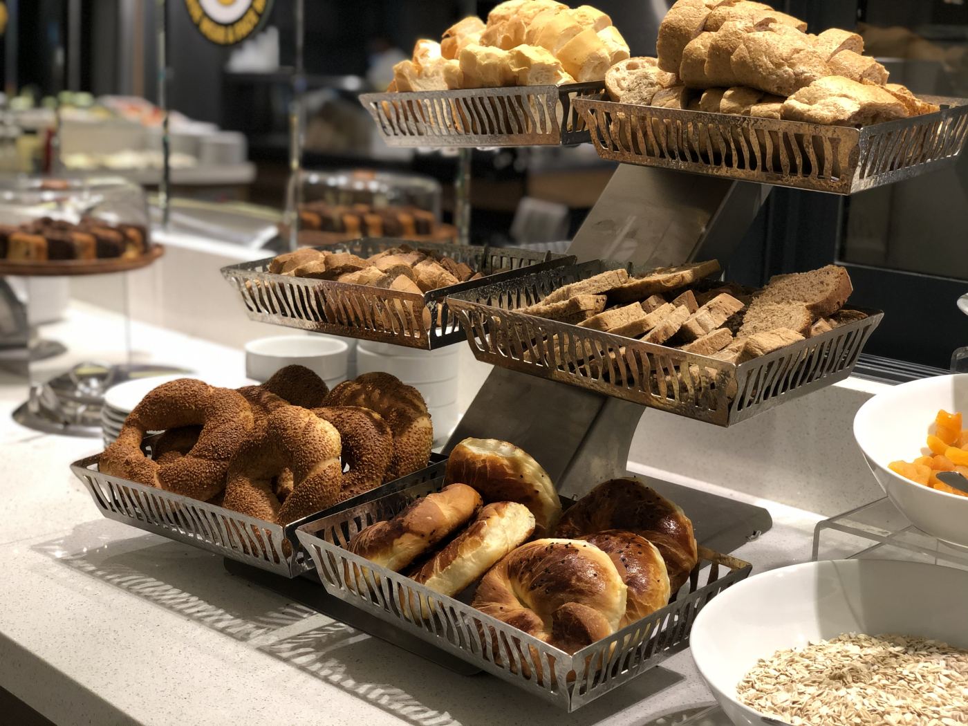 Breakfast Lounge